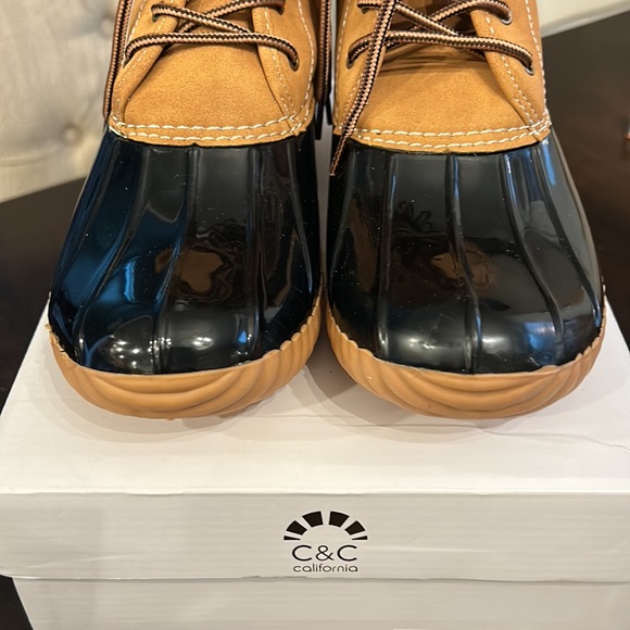 C& C California Ducke boot - NEW with box! - Picture 3 of 7